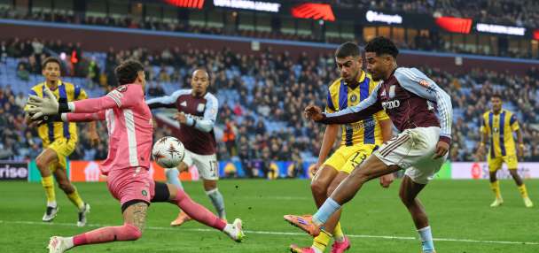 Aston Villa beats Maccabi Tel Aviv 2-0 in Europa League amid protests and arrests