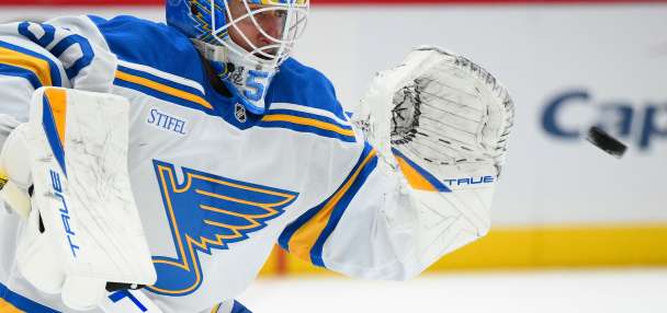 Blues' Binnington 'always planned' to give Ovechkin his 900th goal puck