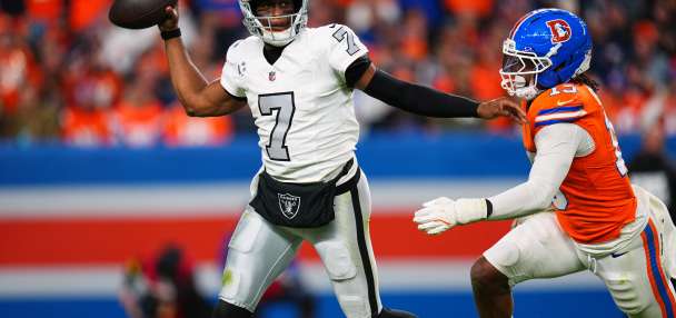 Broncos' defense shines in 10-7 squeaker over Raiders despite offensive and special teams struggles