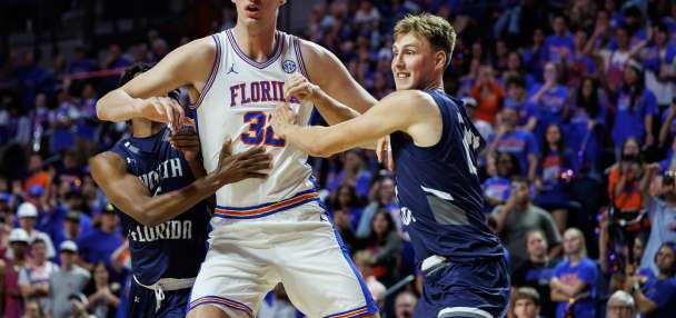 The world's tallest teenager becomes the tallest player in college basketball history