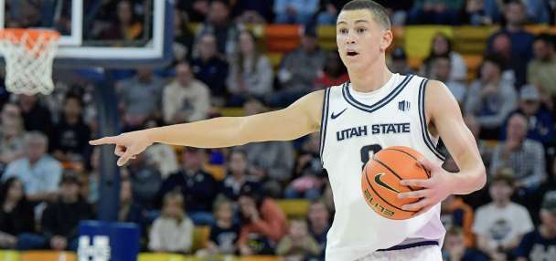 Top Sports story anchor