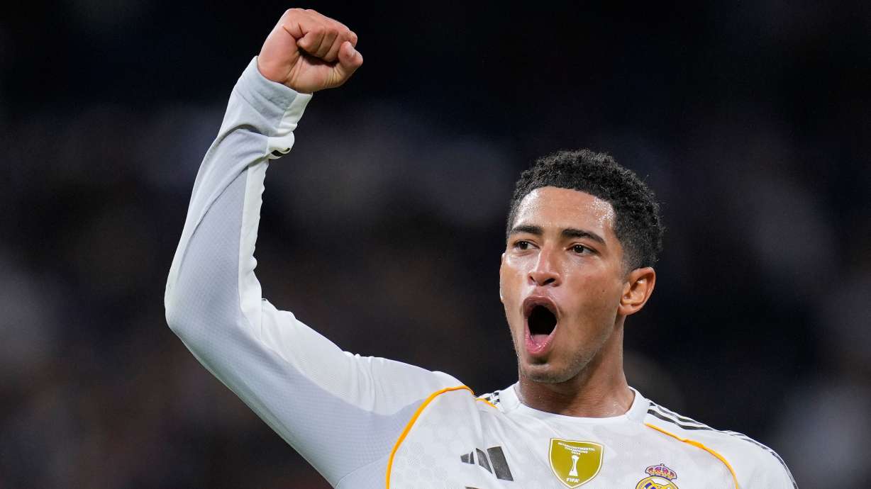 Real Madrid's Jude Bellingham celebrates after scoring his side's third goal during the Spanish La Liga soccer match between Real Madrid and Valencia in Madrid, Spain, Saturday, Nov. 1, 2025.