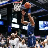 Utah State men's basketball holds on, barely, against VCU on road