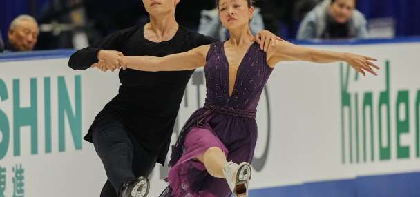 Dominant Sakamoto defends title in final NHK Trophy, books spot in Grand Prix Final