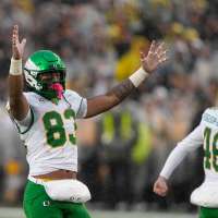 Pick Six Previews: Oregon the more complete team in former Pac-12 matchup with USC