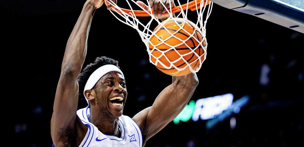 All smiles as No. 8 BYU routs Holy Cross in home opener