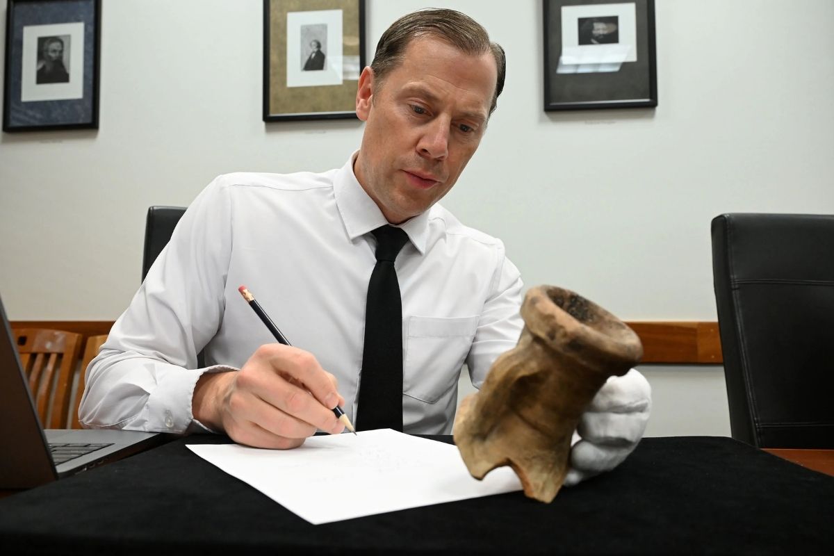 'Stunning find': Meet the missing woman in the Bible rediscovered by a BYU researcher