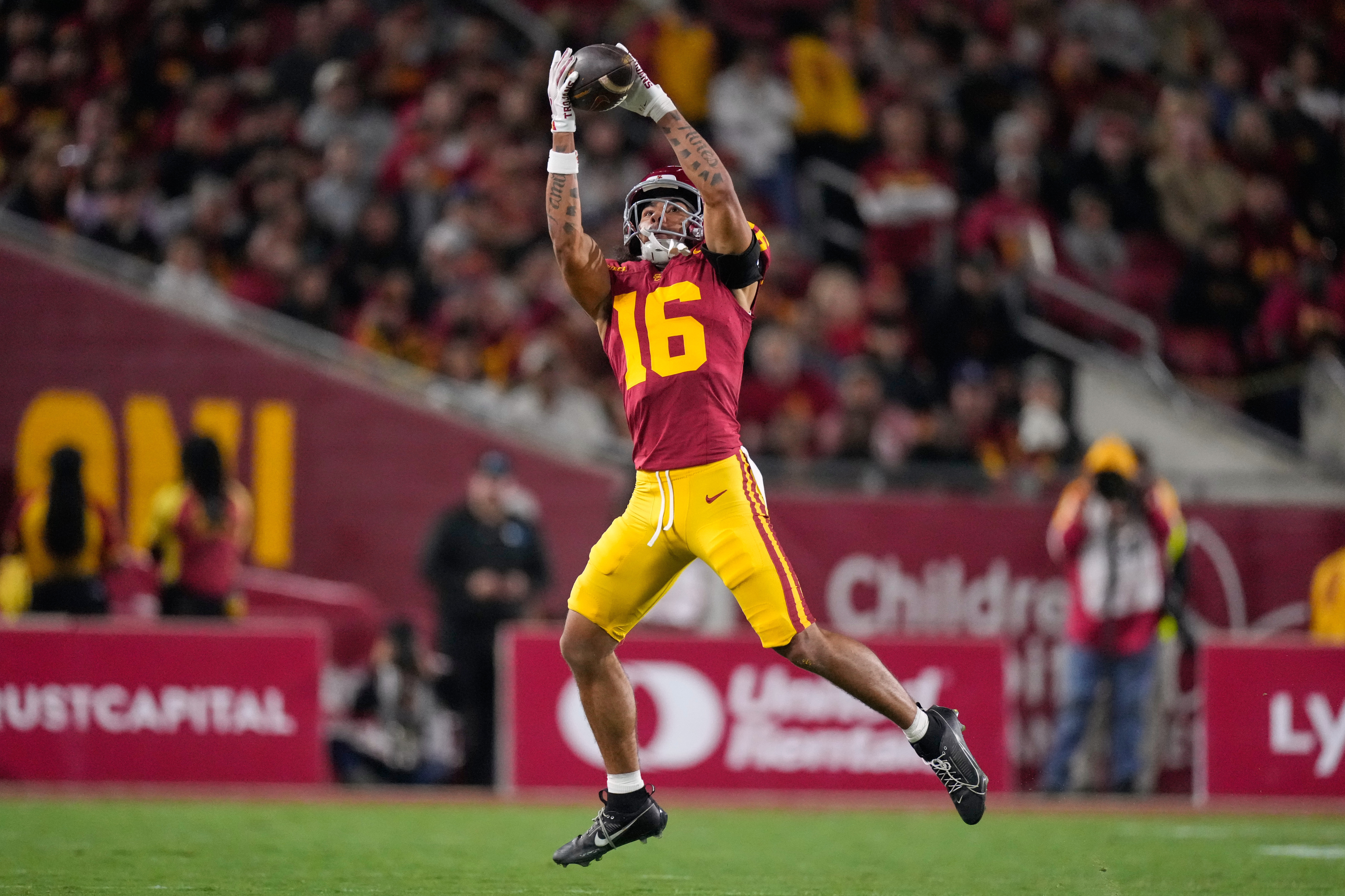 Big Ten says USC should have been penalized for jersey number tactic against Northwestern