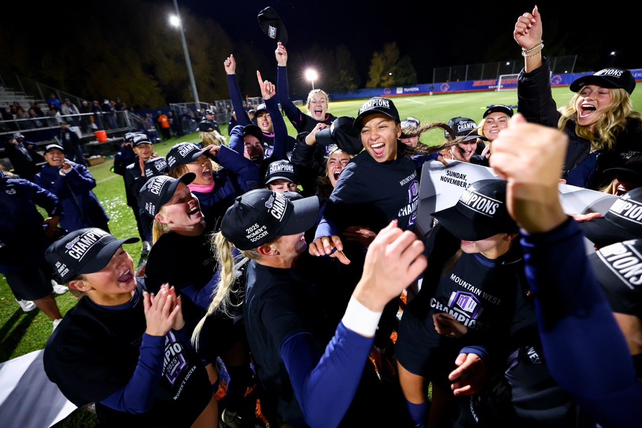 NCAA soccer: Cougars, Aggies open tournament against each other; Wolverines learn fate