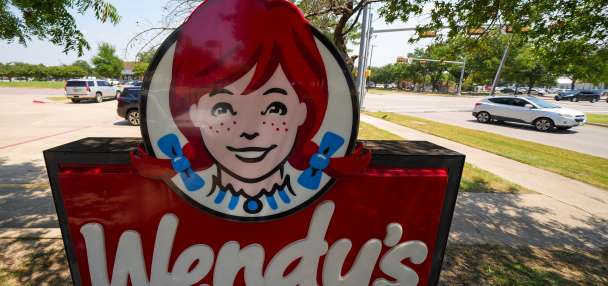 Wendy's to close hundreds of US restaurants in bid to halt falling profit