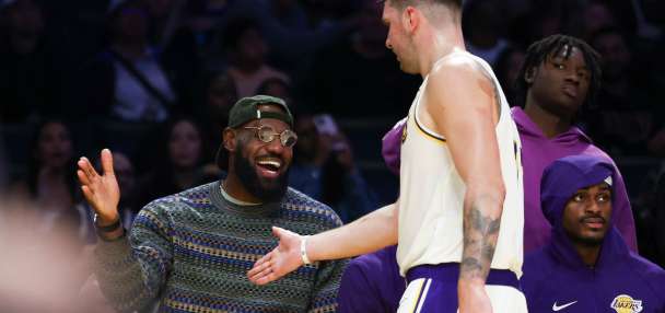 LeBron James to practice with Lakers' G League affiliate, showing more progress in his return