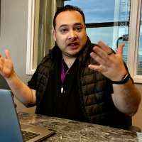 Utah radio station angles for English, Spanish and Spanglish speakers