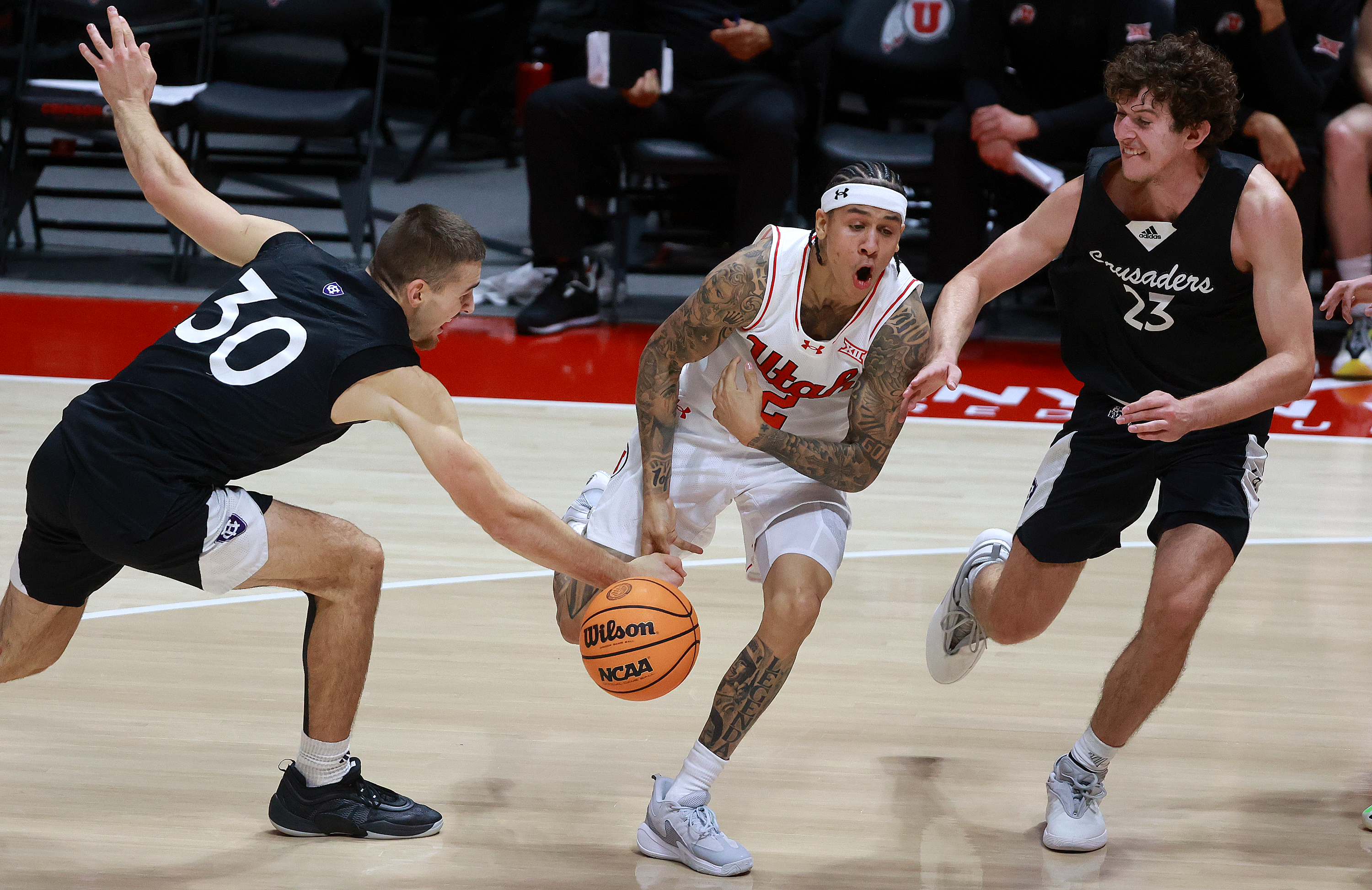 Runnin' Utes move to 3-0 after double-digit win over Holy Cross