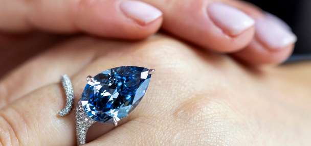 'Mellon Blue' diamond sells for $25.6M at Swiss auction