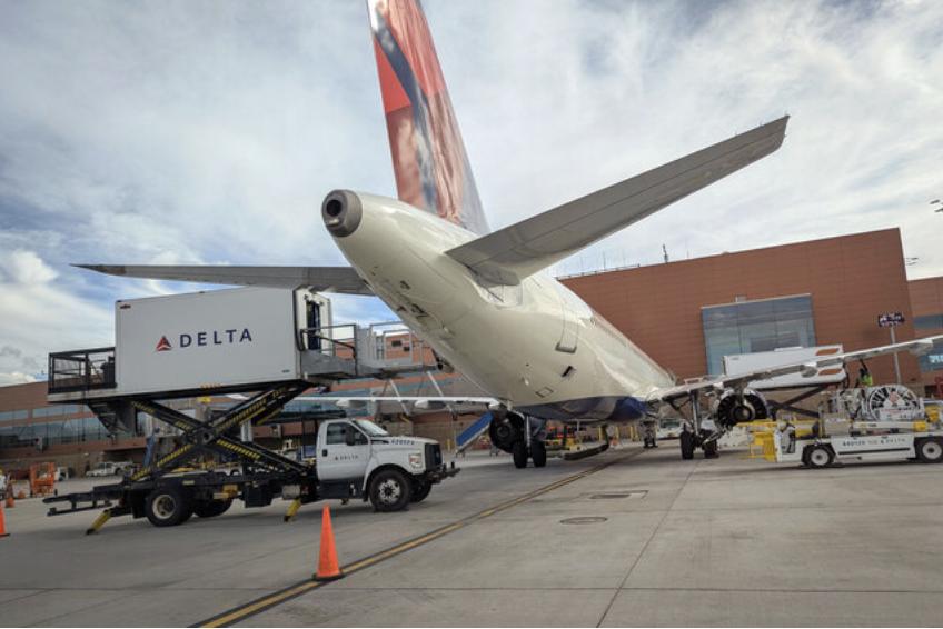 Salt Lake's airport has chemical spill safeguards. It's still a risk for Great Salt Lake