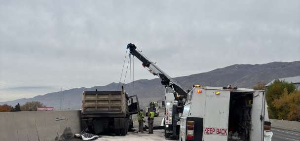Delays expected on I-15 in Bountiful from dump truck crash