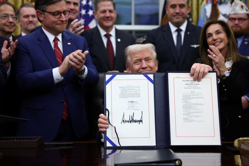 Trump signs deal to end longest government shutdown in US history