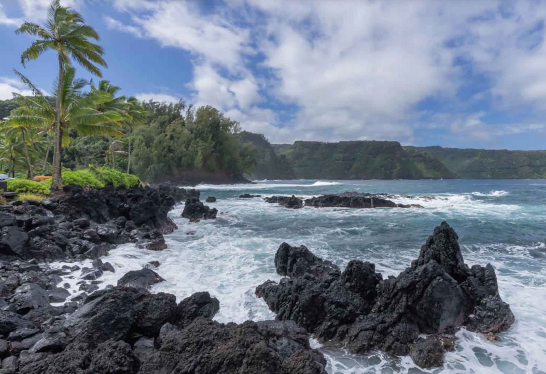 Experience the Aloha Spirit: Local tour company takes you on the ultimate Hawaiian adventure