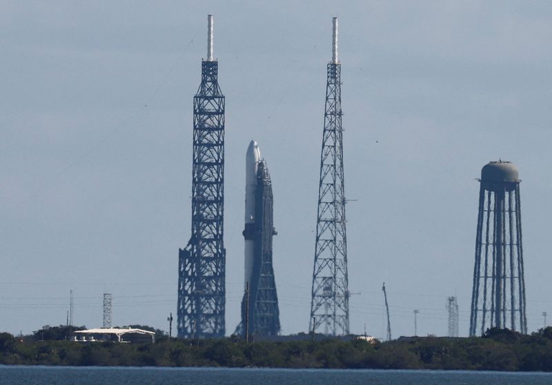 Blue Origin's New Glenn rocket deploys Mars satellites, sticks booster landing