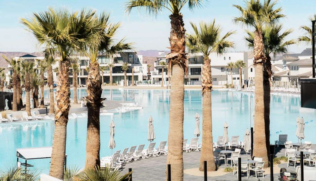 Black Friday deal: Up to 40% off luxury vacations in sunny St. George