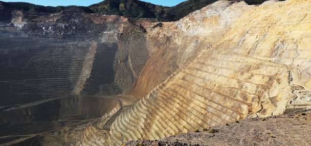 Rio Tinto Kennecott signs wind power deal with Texas-based wind project