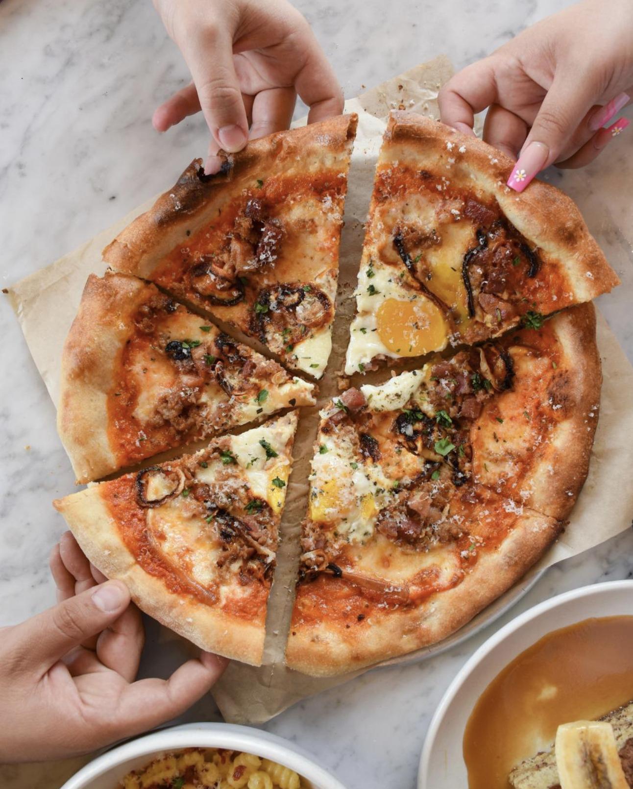 Mountain View Village: Holiday cheer around every corner