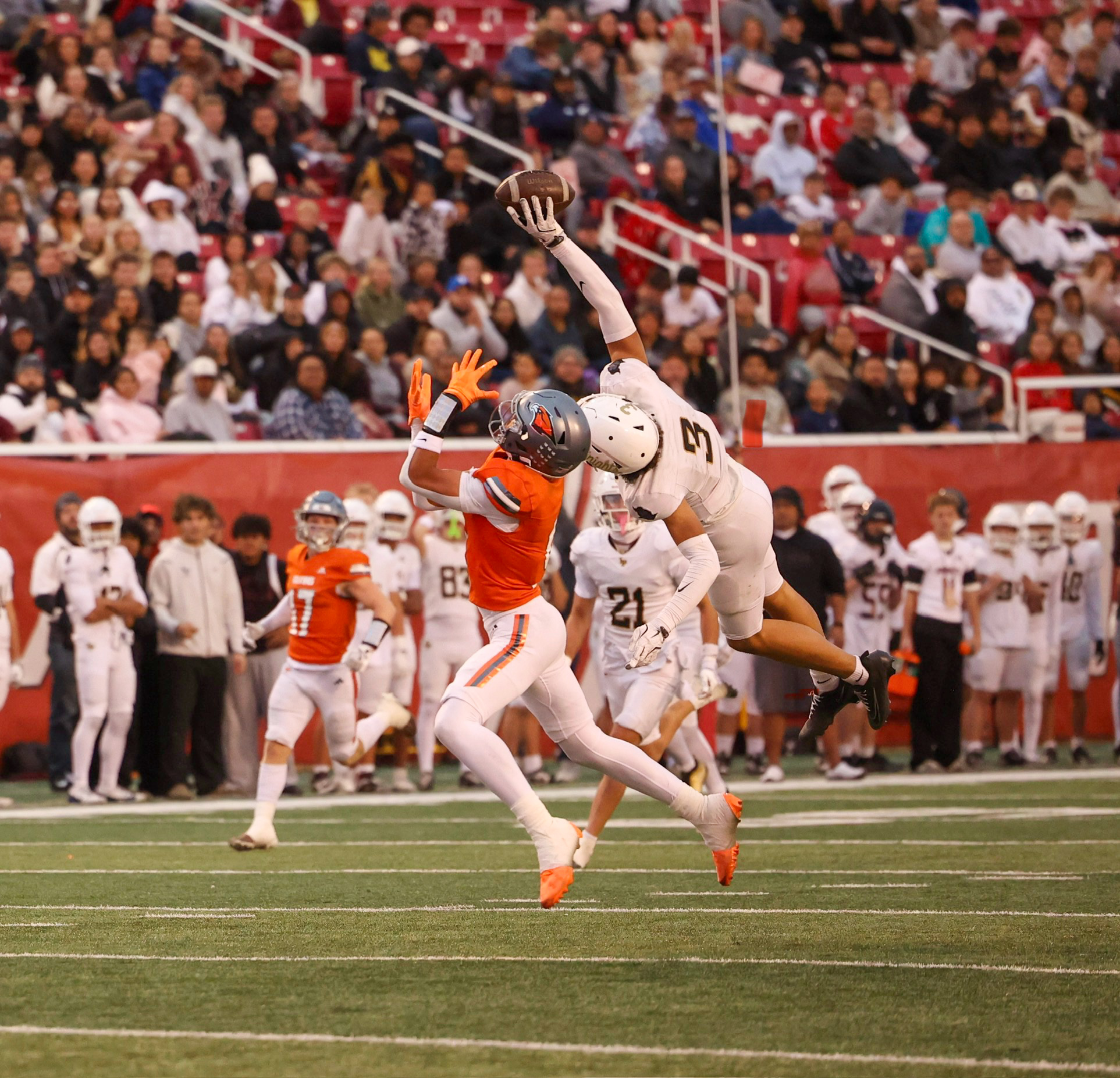Kennan Pula's one-handed pick sends Lone Peak back to 6A title game