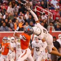 Kennan Pula's one-handed pick sends Lone Peak back to 6A title game