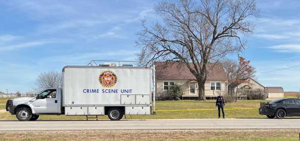 4 law enforcement officers shot in rural Kansas