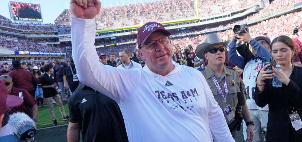 Texas A&M announces new 6-year contract for coach Mike Elko after historic comeback
