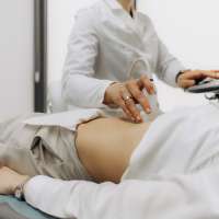 About a quarter of U.S. pregnant women don't get prenatal care in their first trimester, report says