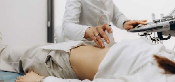 About a quarter of U.S. pregnant women don't get prenatal care in their first trimester, report says