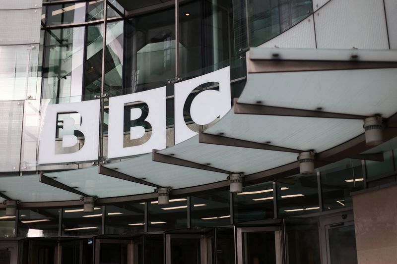 BBC 'determined to fight' Trump defamation claim