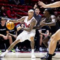 Utah men's basketball edges past Purdue Fort Wayne in tight battle
