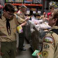 Food pantries, families still feel the impact of shutdown and economy as holidays draw near