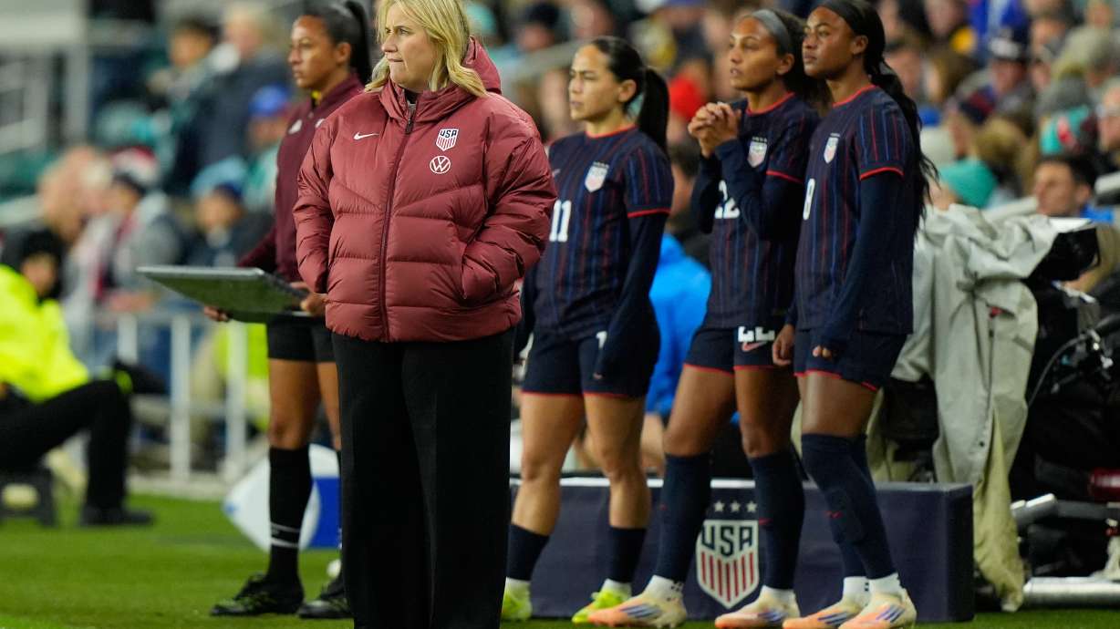 New Zealand New Zealand head coach Michael Mayne watches during the second half of a women's international friendly soccer match against New Zealand, Wednesday, Oct. 29, 2025, in Kansas City, Mo.