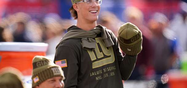 Jaxson Dart is progressing toward playing for the Giants at Detroit, interim coach Mike Kafka says