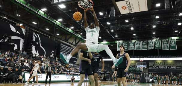 Top Sports story anchor