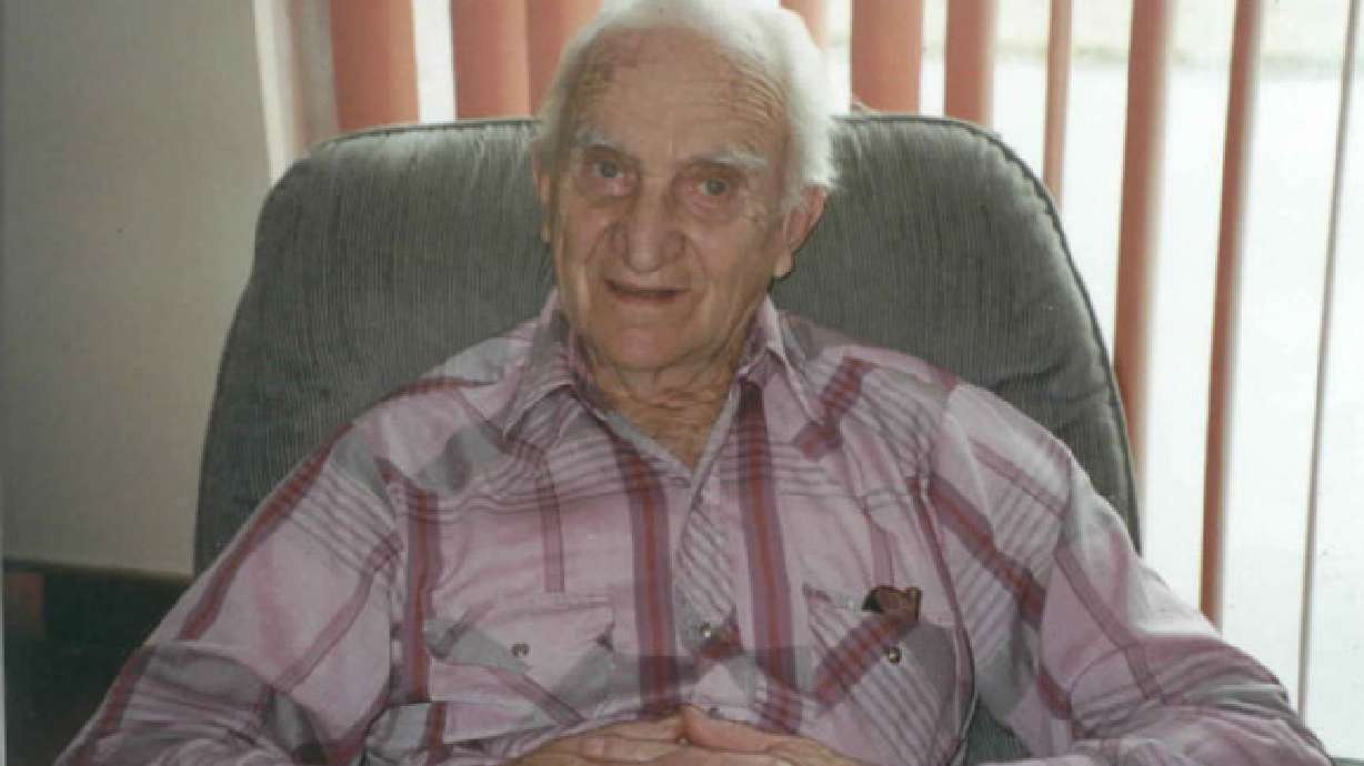 Sheriff's office searching for man with dementia