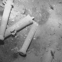 Colombia recovers first treasures from 300-year-old 'holy grail of shipwrecks'
