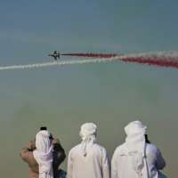 Indian fighter jet crashes during a demonstration flight at Dubai Air Show, killing the pilot