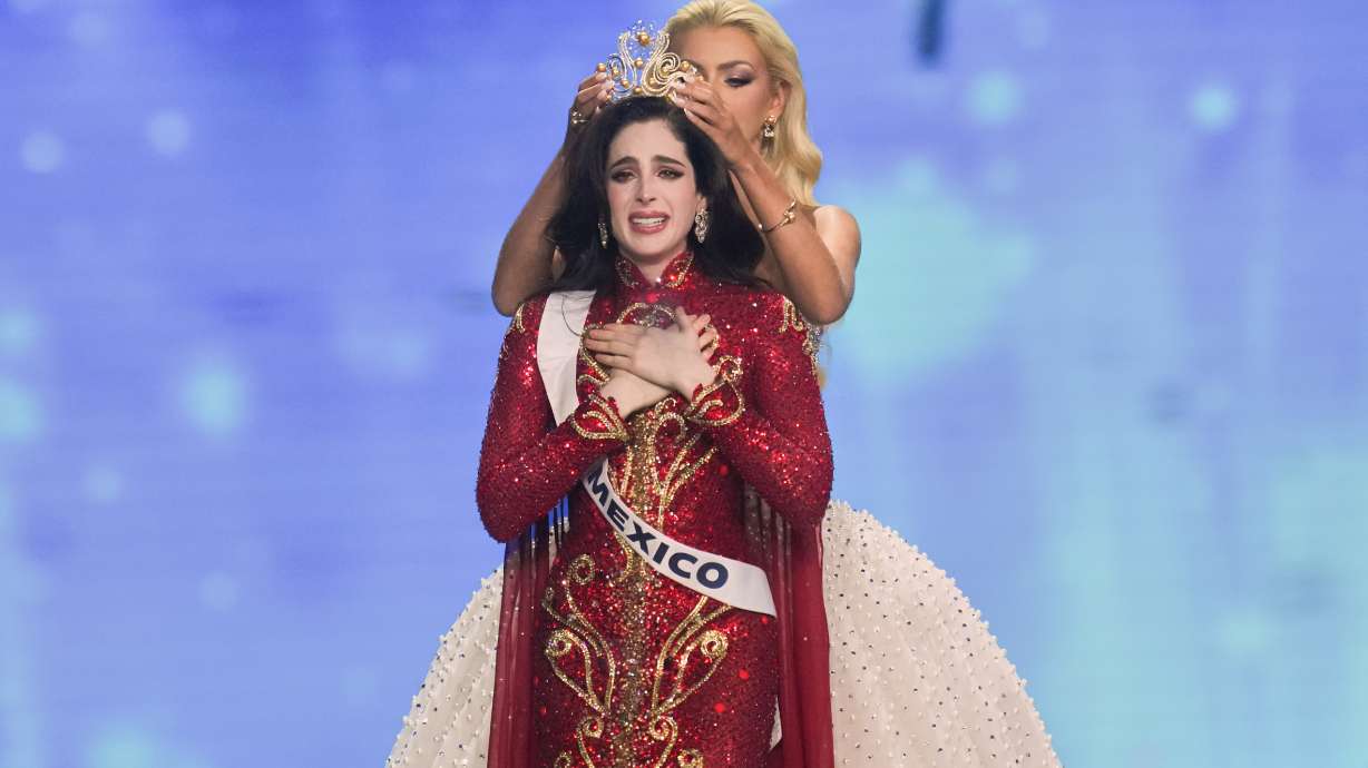Miss Mexico Fatima Bosch celebrates winning the 2025 Miss Universe pageant in Nonthaburi, north of Bangkok, in Nonthaburi province, Thailand, Friday.