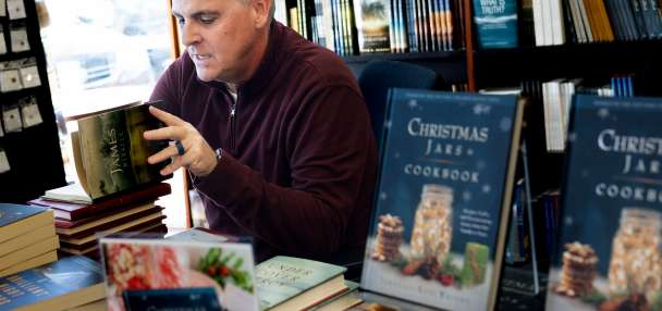It started with a jar. 20 years later, 'Christmas Jars' is a book series, a film — and a movement