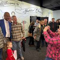 Former Mets star Darryl Strawberry thanks Trump for pardon during sermon at Tulsa church