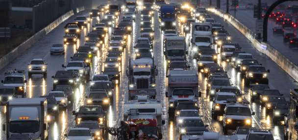 20-minute delays possible on I-15 in Utah as Thanksgiving travel picks up