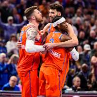 Sick Gilgeous-Alexander still looks like MVP as Thunder beat Timberwolves for 10th straight win