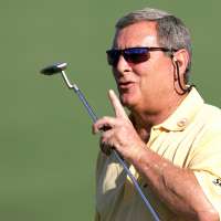 Fuzzy Zoeller, two-time major champion haunted by racist joke about Tiger Woods, dies at 74