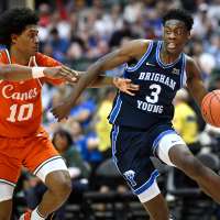 Kennard Davis goes for 18 in return from suspension as No. 9 BYU upends Miami