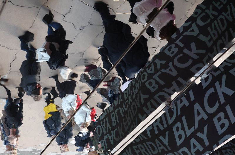 Top Business & Tech story anchor