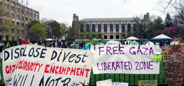 Top Business story anchor